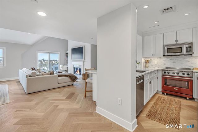 43 Harbor Drive 509, Stamford, CT 06902