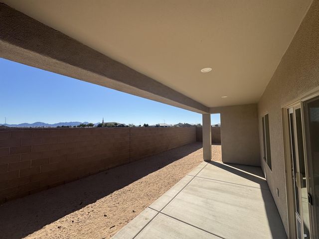 3527 S Ostrich Dr, Yuma, AZ 85365