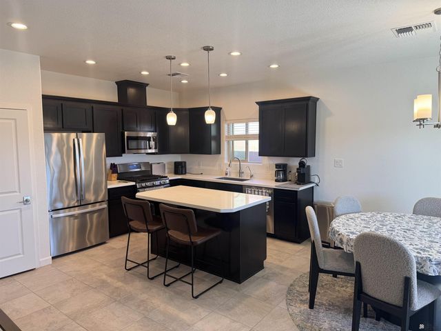 3527 S Ostrich Dr, Yuma, AZ 85365