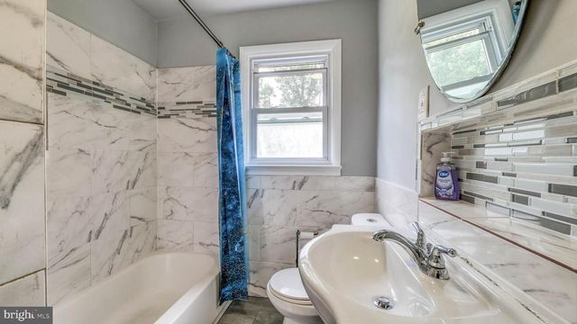 239 BLUE ANCHOR RD, Sicklerville, NJ 08081