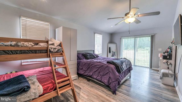 239 BLUE ANCHOR RD, Sicklerville, NJ 08081