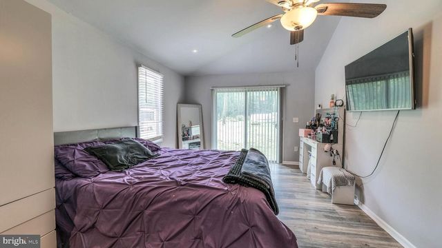 239 BLUE ANCHOR RD, Sicklerville, NJ 08081