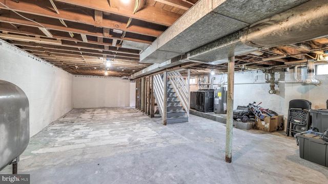 239 BLUE ANCHOR RD, Sicklerville, NJ 08081