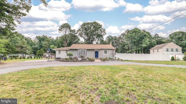 239 BLUE ANCHOR RD, Sicklerville, NJ 08081