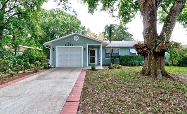 8266 102nd Avenue, Vero Beach, FL 32967