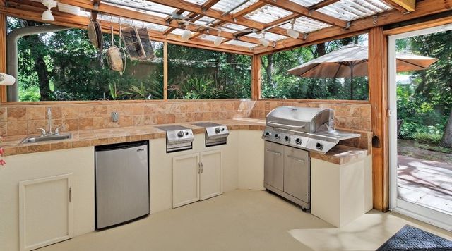 8266 102nd Avenue, Vero Beach, FL 32967