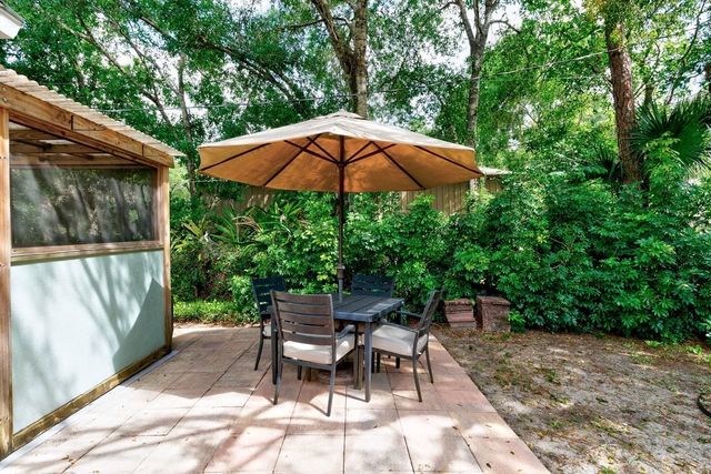 8266 102nd Avenue, Vero Beach, FL 32967