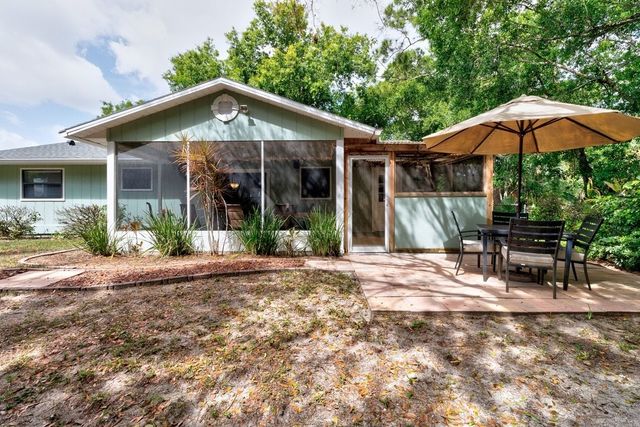 8266 102nd Avenue, Vero Beach, FL 32967