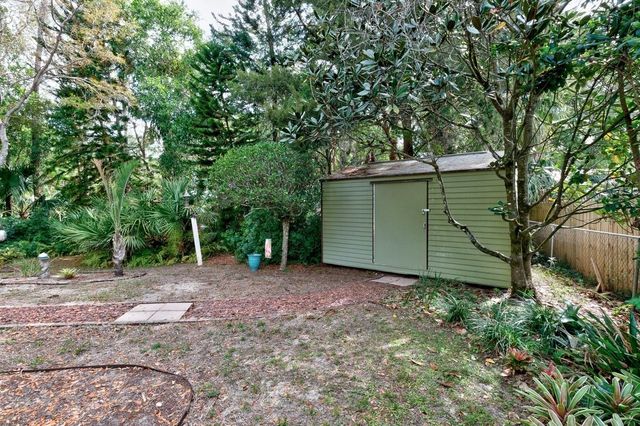 8266 102nd Avenue, Vero Beach, FL 32967