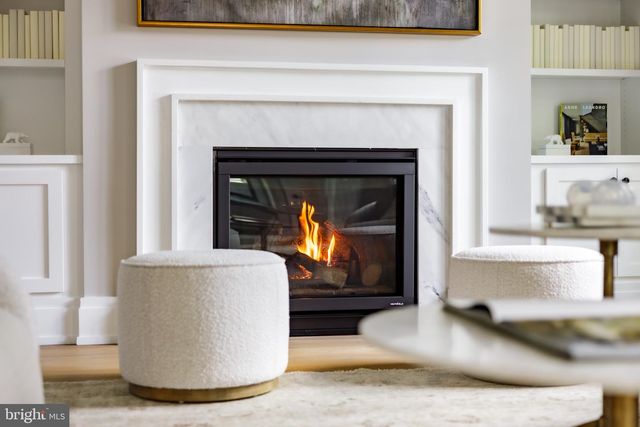 3117 38TH ST NW, Washington, DC 20016