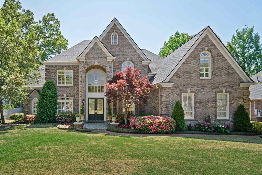 3333 BEDFORD LN, Germantown, TN 38139