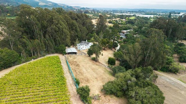 1100 Spring Hills Drive, Watsonville, CA 95076