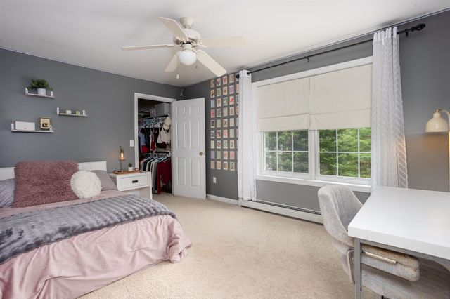 77 Partridge Drive, Essex, VT 05452