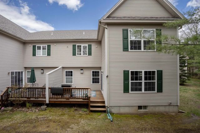 77 Partridge Drive, Essex, VT 05452