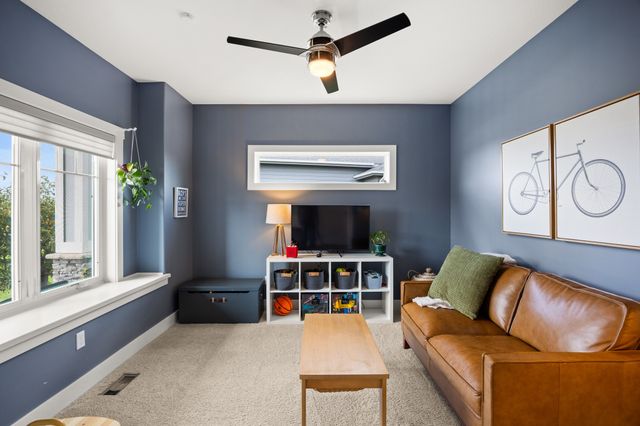 8225 Bailey Drive, West Des Moines, IA 50266