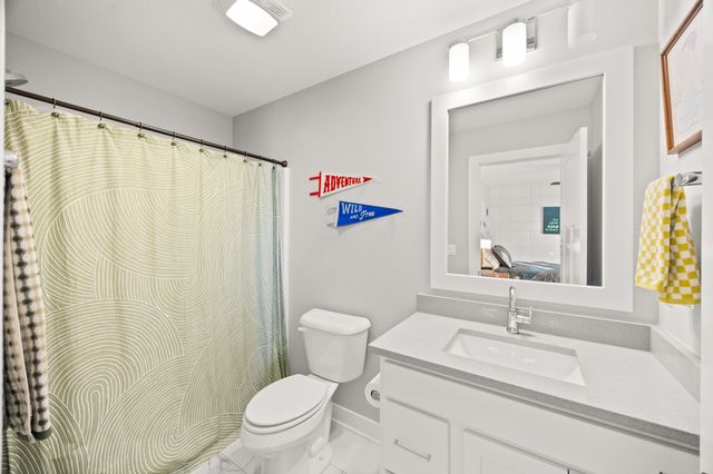 8225 Bailey Drive, West Des Moines, IA 50266