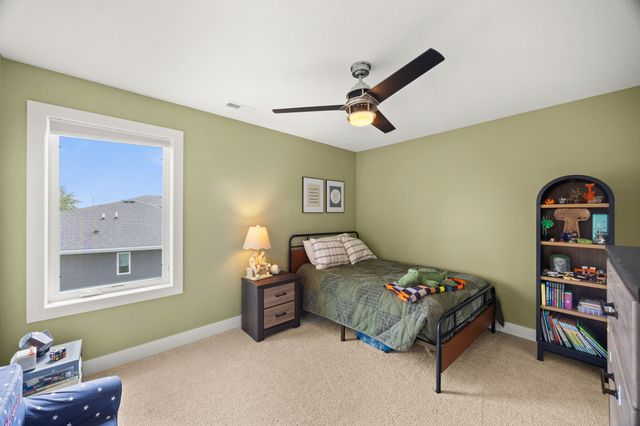 8225 Bailey Drive, West Des Moines, IA 50266
