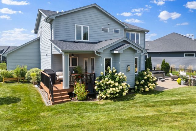 8225 Bailey Drive, West Des Moines, IA 50266