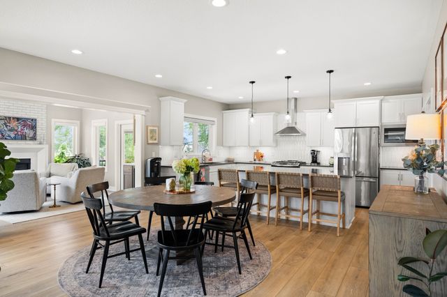 8225 Bailey Drive, West Des Moines, IA 50266
