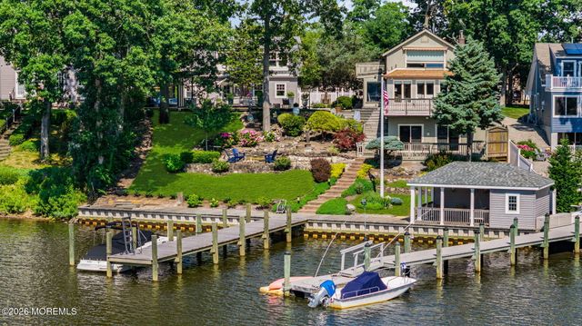 29 Robbins Street, Brick, NJ 08724