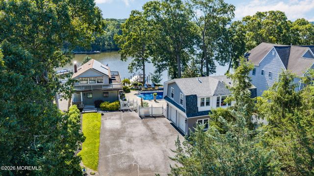 29 Robbins Street, Brick, NJ 08724