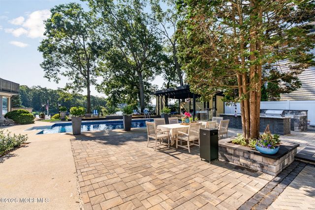 29 Robbins Street, Brick, NJ 08724