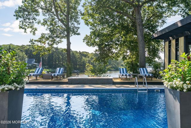 29 Robbins Street, Brick, NJ 08724