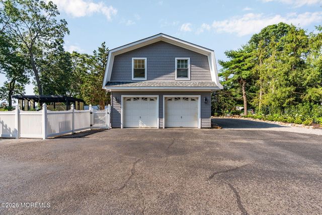 29 Robbins Street, Brick, NJ 08724