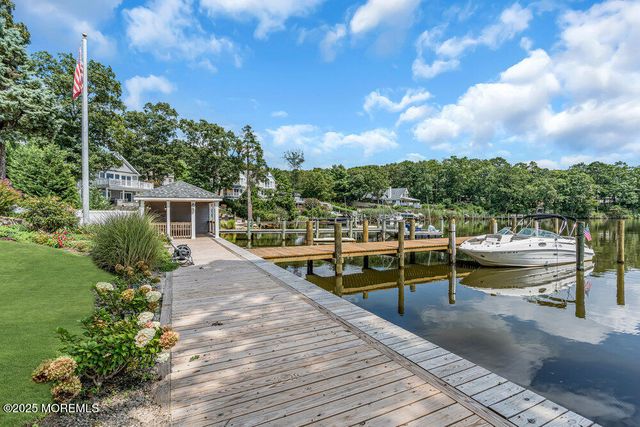 29 Robbins Street, Brick, NJ 08724