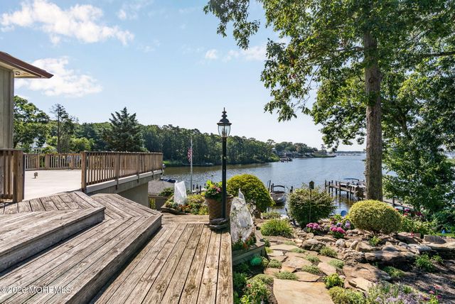 29 Robbins Street, Brick, NJ 08724