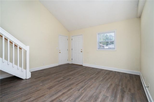 2523 Morningside Drive, Lawrence, KS 66047