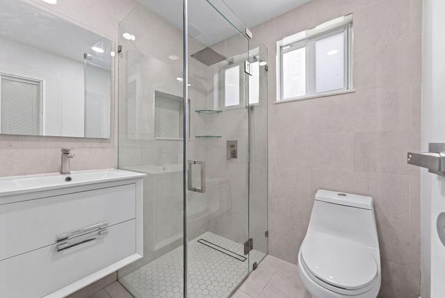 10040 SW 32nd Street, Miami, FL 33165
