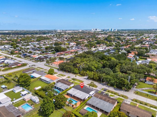 10040 SW 32nd Street, Miami, FL 33165