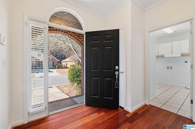 626 NORTH LAKE CIRCLE, Birmingham, AL 35242