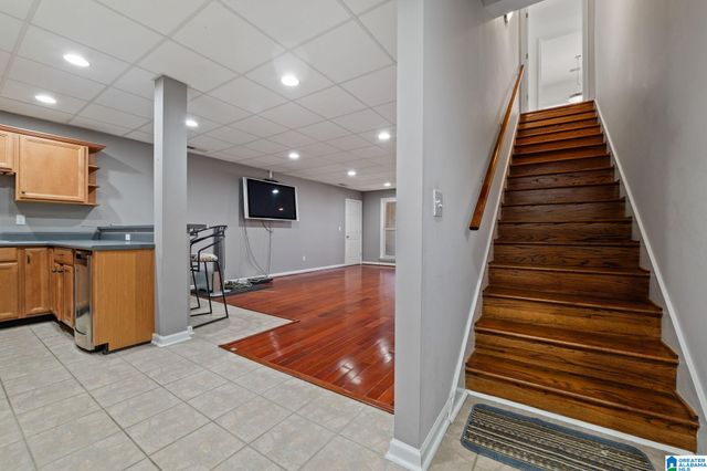 626 NORTH LAKE CIRCLE, Birmingham, AL 35242