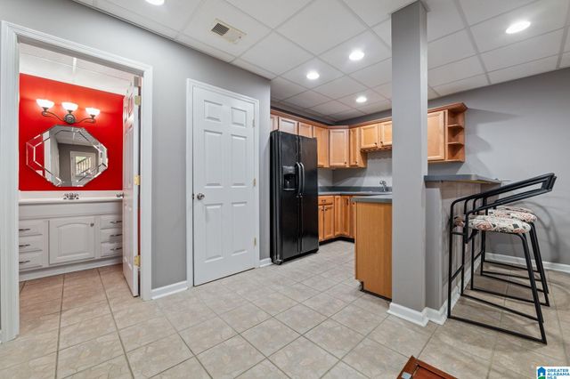 626 NORTH LAKE CIRCLE, Birmingham, AL 35242