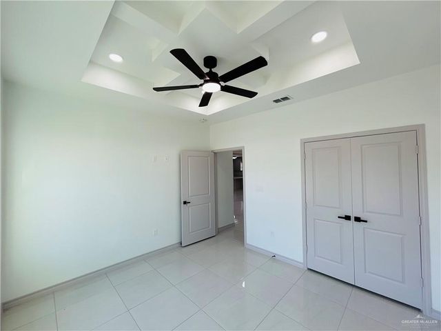 518 Tower Oak Drive, Alamo, TX 78516