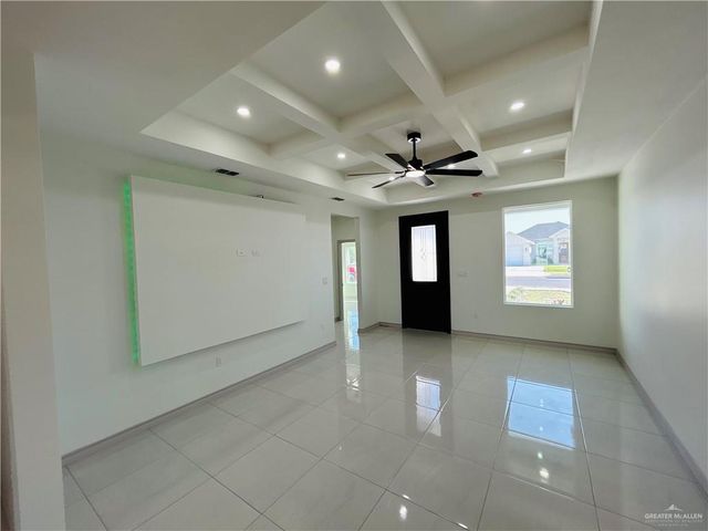 518 Tower Oak Drive, Alamo, TX 78516