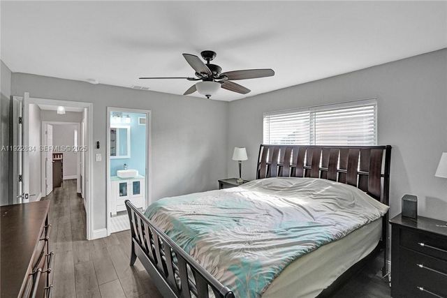 3424 NW 33rd St, Lauderdale Lakes, FL 33309