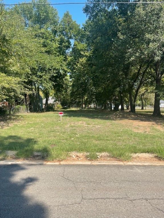 429 & 439 E Washington Street, Paris, TX 75460