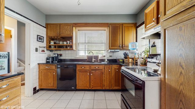 816 Rosedale Terrace, Crete, IL 60417