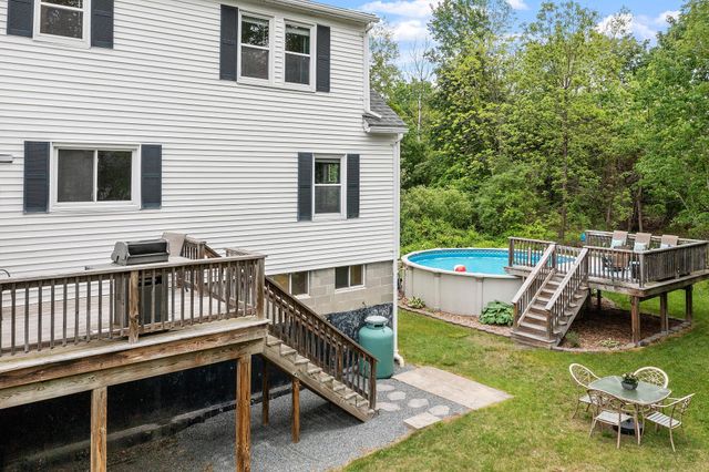 19 Seed Street, Salem, NH 03079