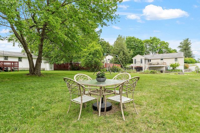 19 Seed Street, Salem, NH 03079