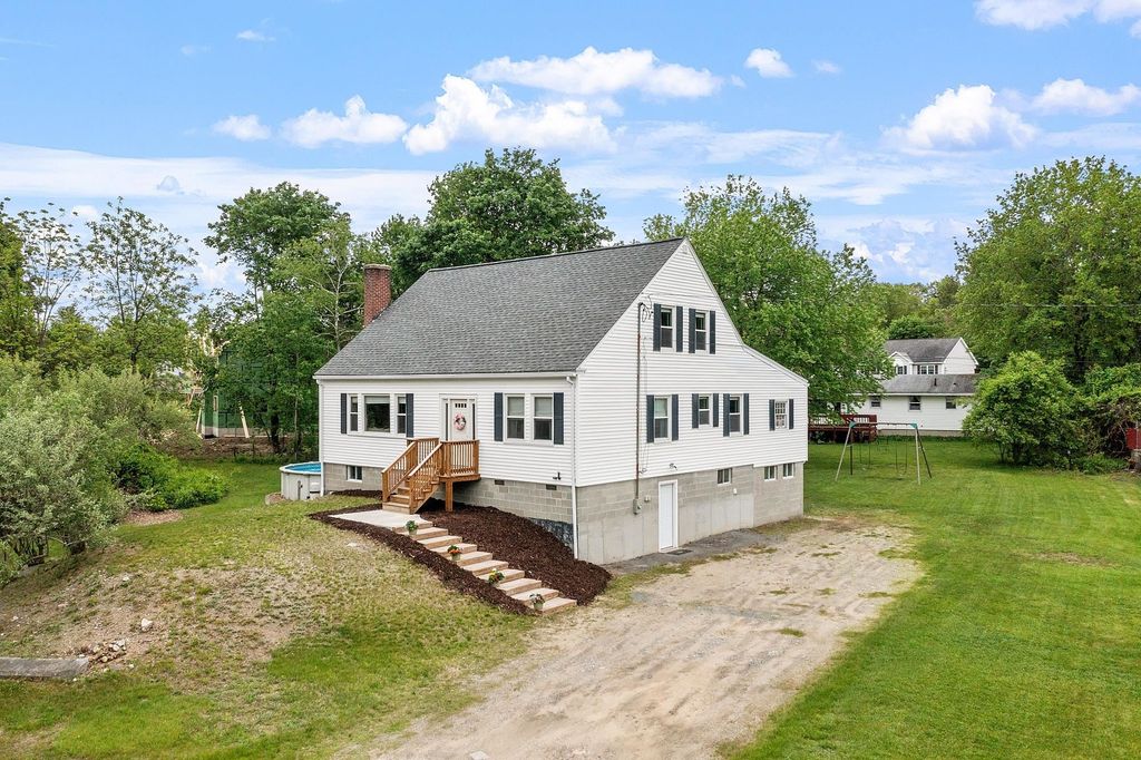 19 Seed Street, Salem, NH 03079