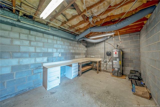 688 Azalea Drive, Vass, NC 28394