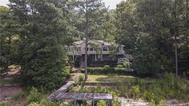 688 Azalea Drive, Vass, NC 28394