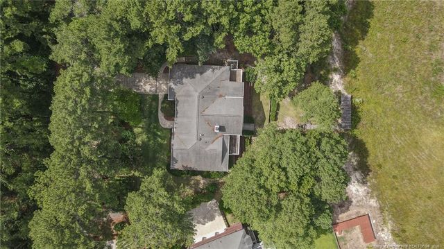 688 Azalea Drive, Vass, NC 28394