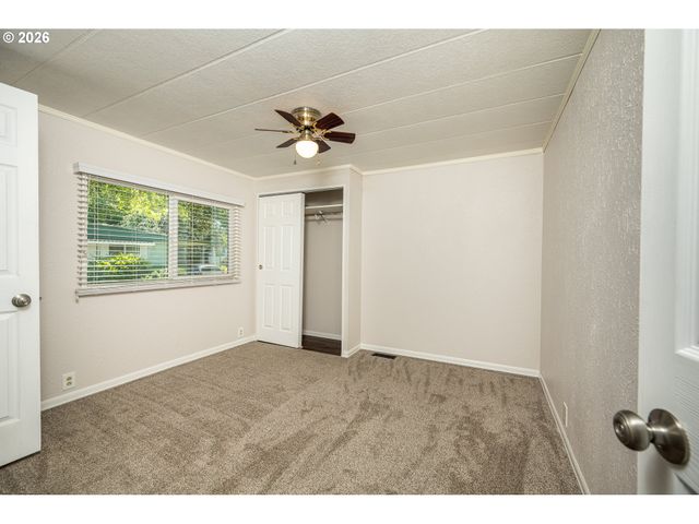 1475 GREEN ACRES Rd 95, Eugene, OR 97408