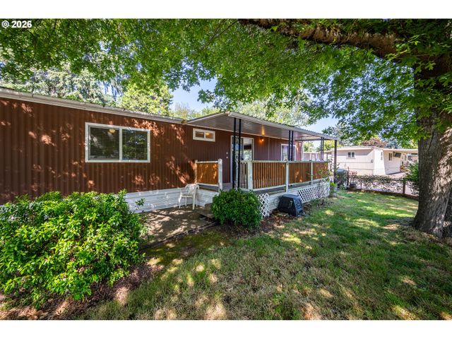1475 GREEN ACRES Rd 95, Eugene, OR 97408