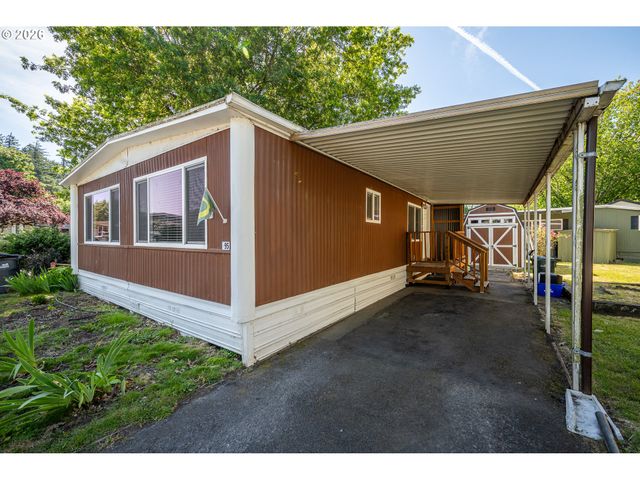 1475 GREEN ACRES Rd 95, Eugene, OR 97408